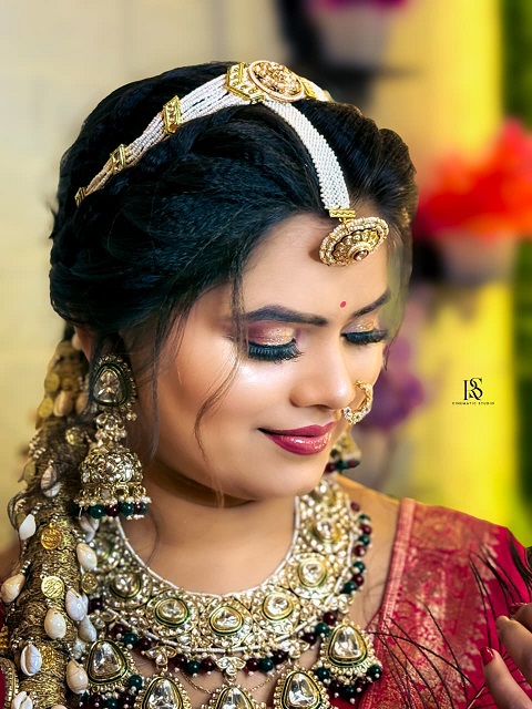 Makeup academy in Barhalganj